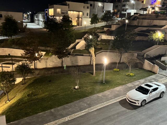 place photo 66
