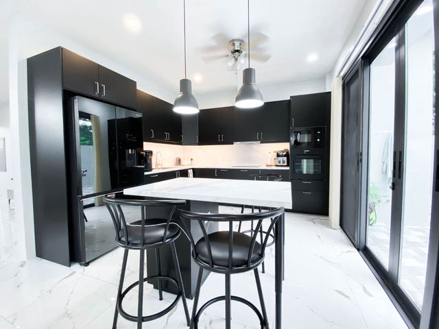 place photo 55