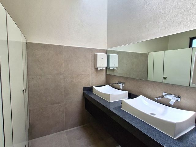 place photo 40