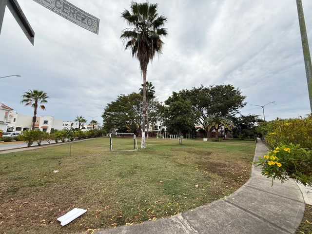 place photo 29