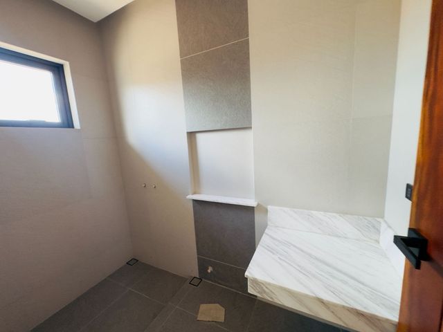 place photo 52