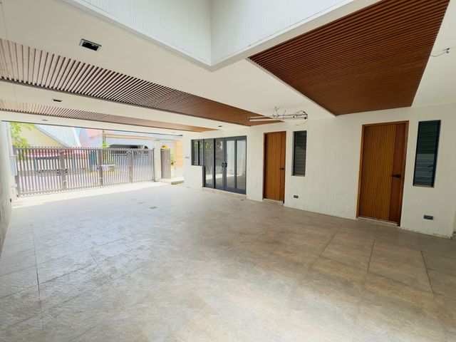 place photo 55