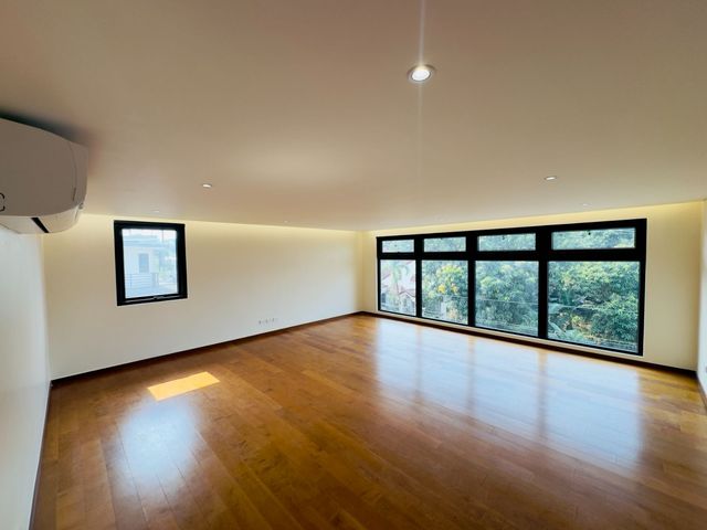 place photo 59