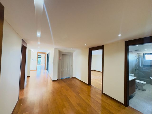 place photo 73