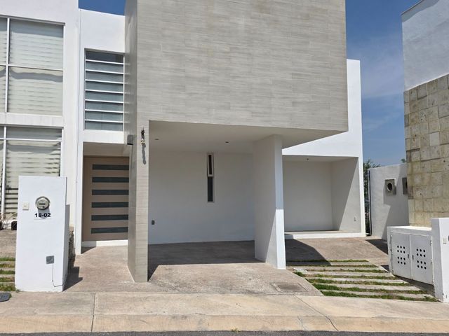 place photo 70