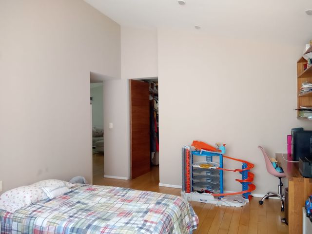 place photo 52