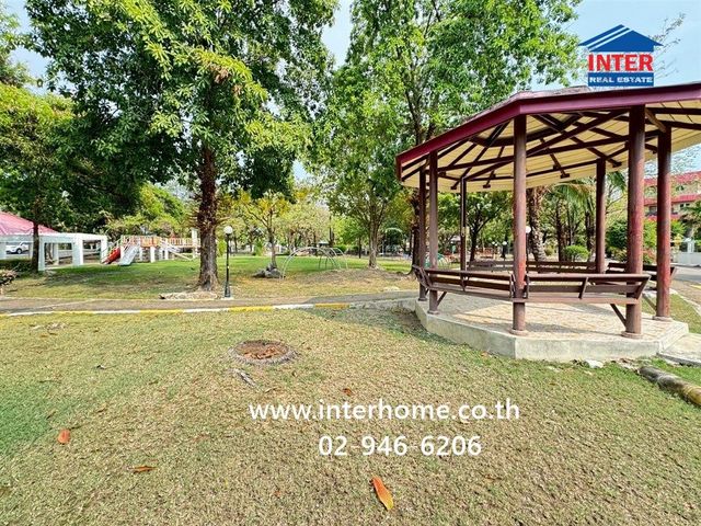 place photo 18