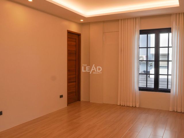 place photo 49