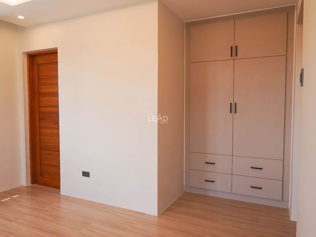 place photo 55