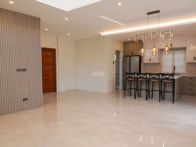 place photo 74