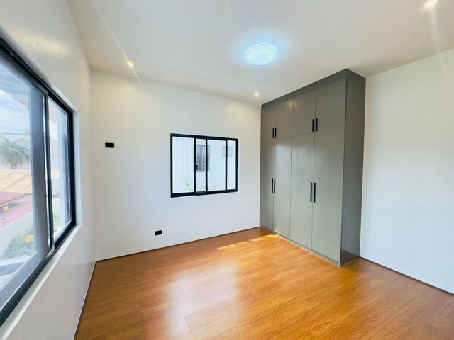 place photo 49