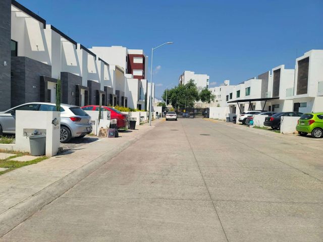 place photo 19