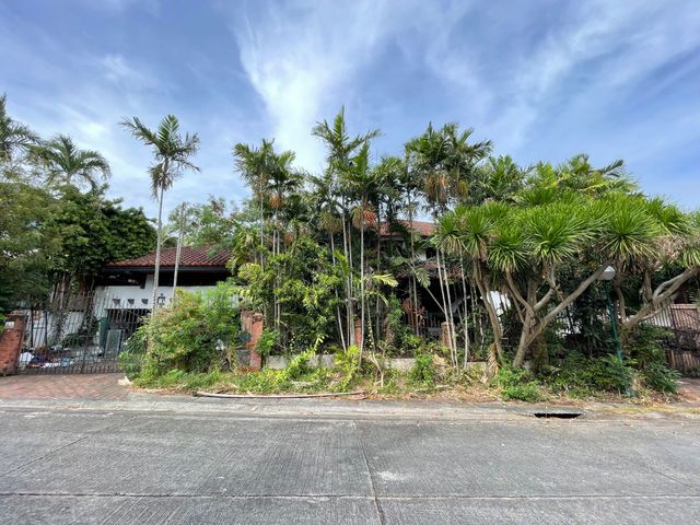 House for sale in Ayala Alabang Village, Muntinlupa City