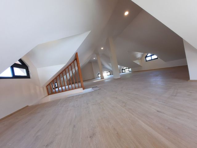 place photo 48