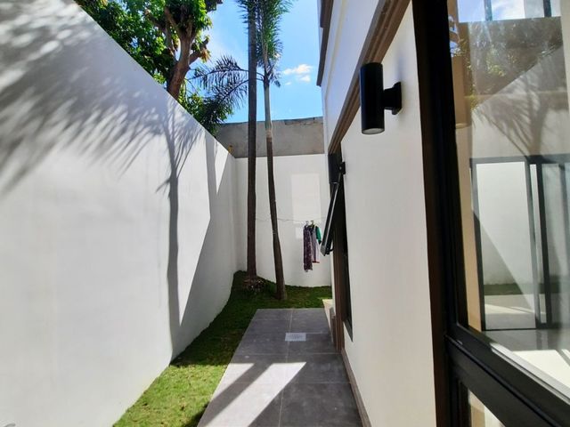 place photo 50