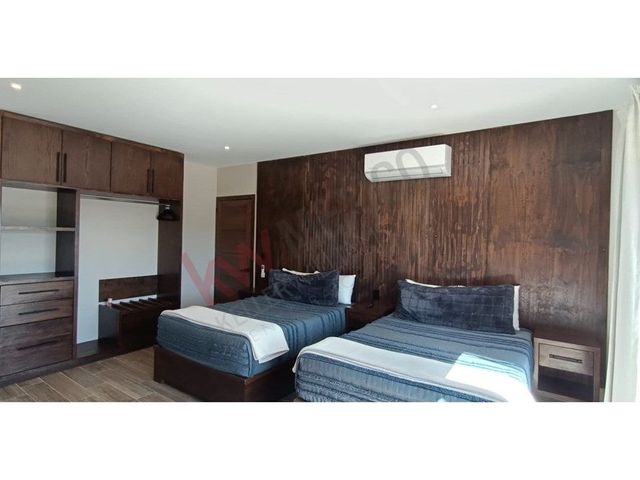 place photo 75