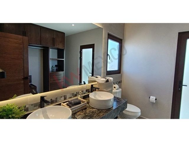 place photo 80