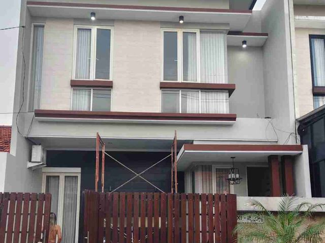 Rumah Rungkut Asri Barat Minimalis