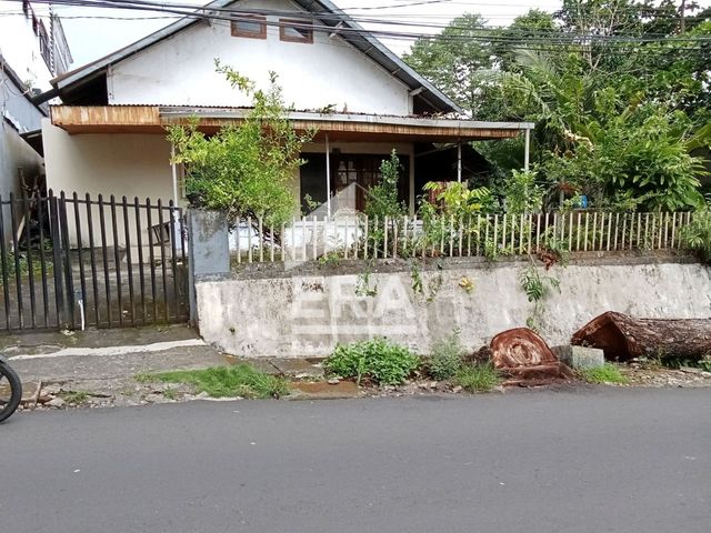 DIJUAL RUMAH