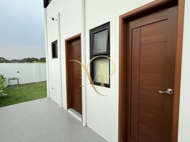 place photo 49