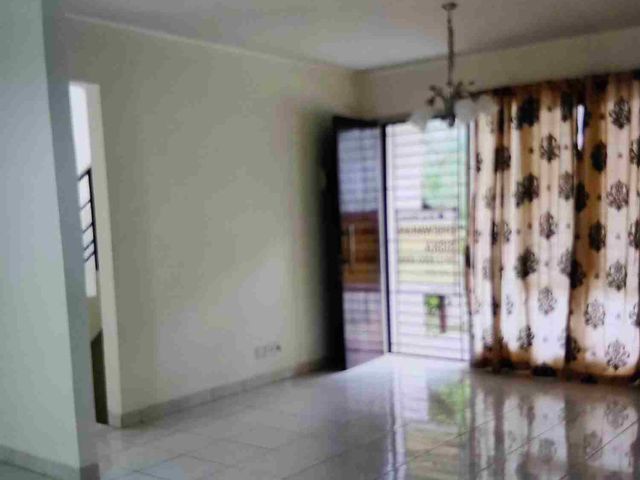 Disewakan rumah di BSD City , di Foresta, Alberta