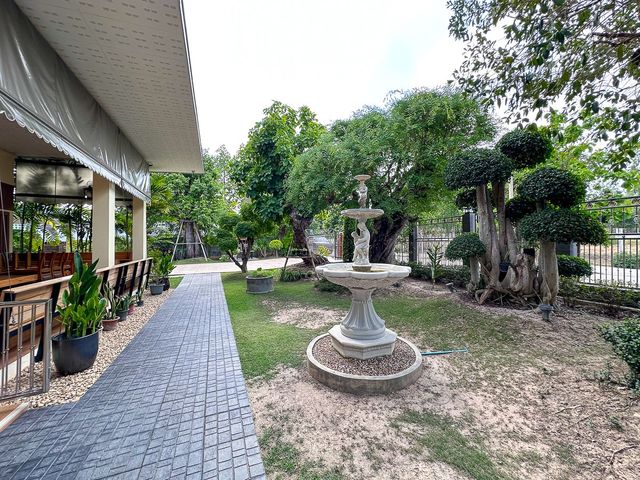 place photo 45