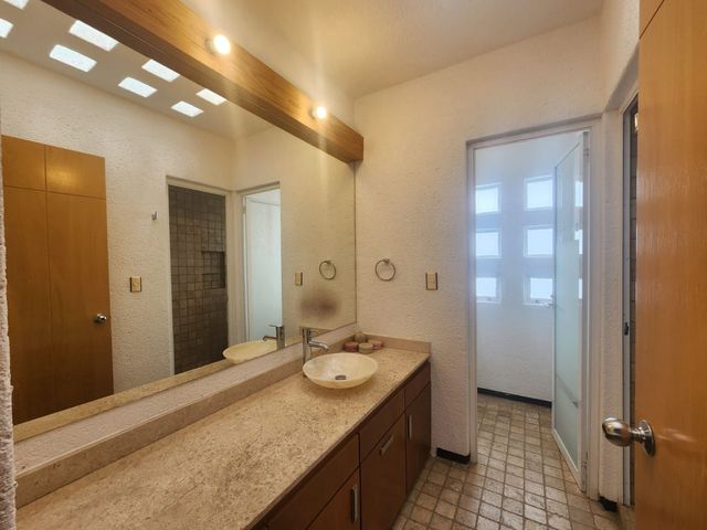 place photo 45