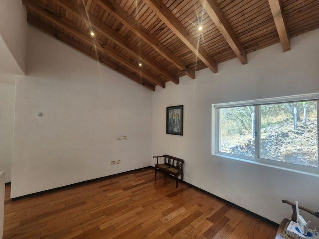 place photo 48
