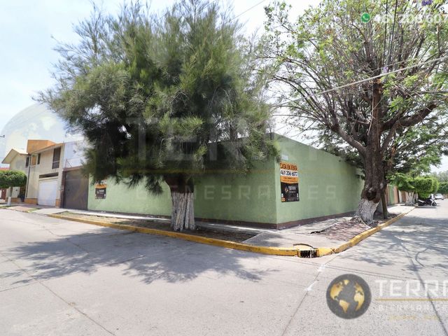 place photo 48