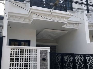 Rumah Disewakan di Ploso, Tambaksari