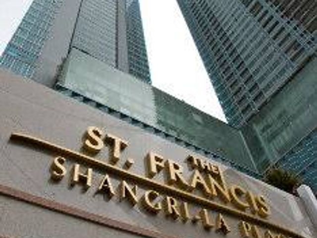 620 sqm Penthouse Unit for Sale in St. Francis Shangri-La Place Mandaluyong Tower 2 with 3 Parking Slots