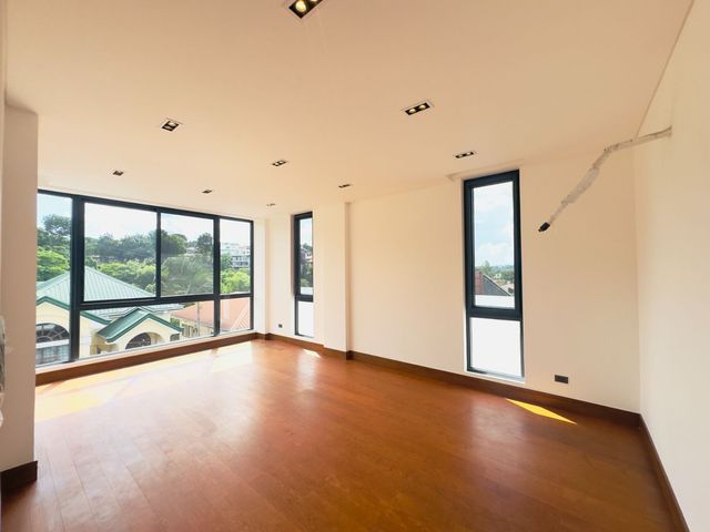 place photo 56
