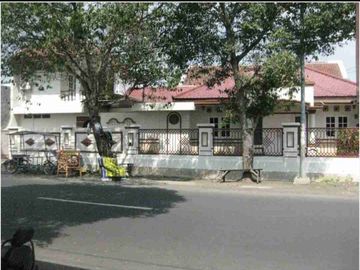 Dijual/Disewakan Rumah 2lt dekat kampus jember