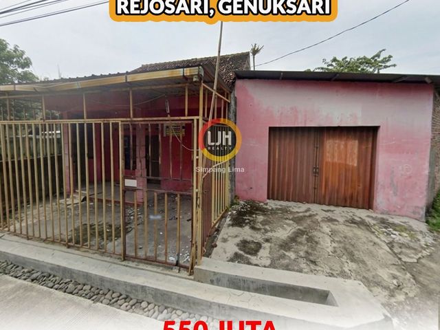 Rumah Hook Luas di Rejosari Genuk Semarang Dekat Jalan Raya