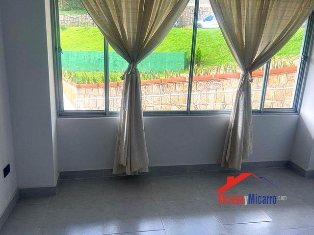 place photo 48