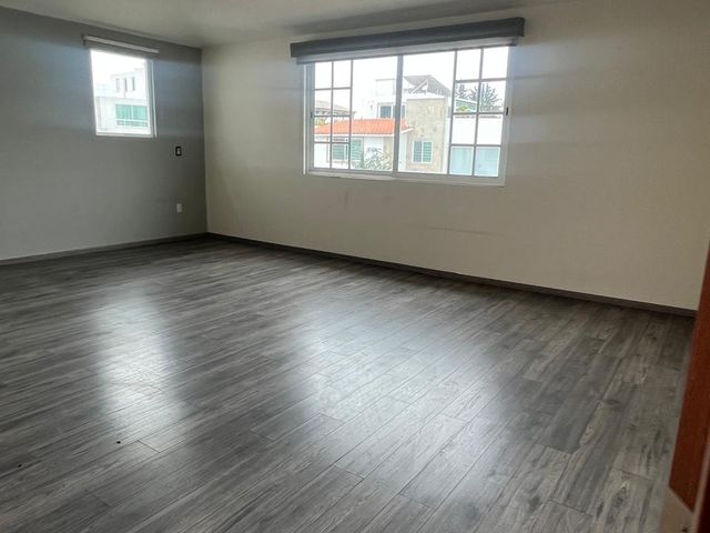 place photo 46