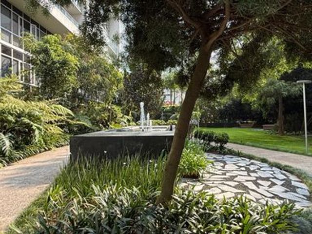 place photo 25