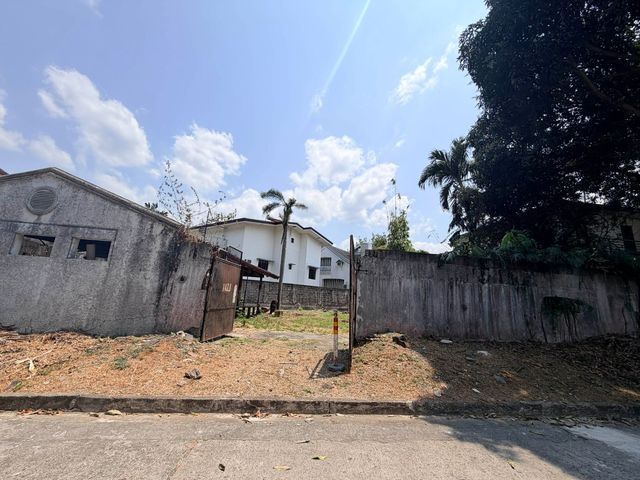 Residential Lot For Sale at Capitol Homes in Quezon City