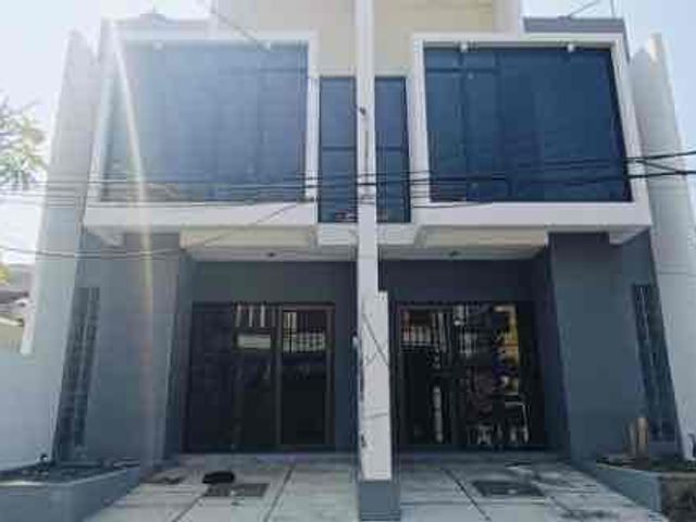 Rumah Dekat Raya Merr Baru Gress