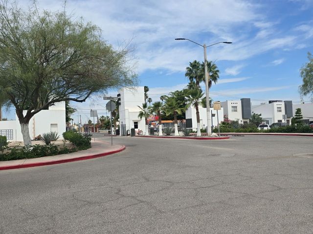 place photo 34