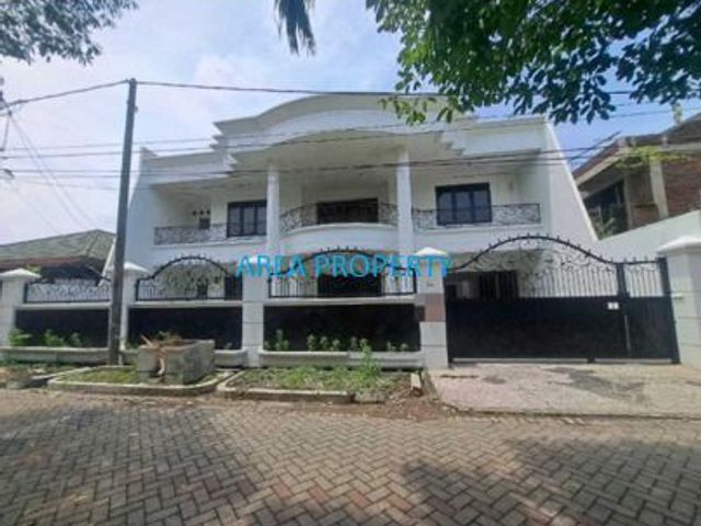 JUAL RUMAH MEWAH 2 LT, KETINTANG BARU, SURABAYA