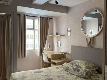 DIJUAL / DISEWAKAN APARTEMEN GUNAWANGSA TIDAR LANTAI 27 FURNISHED