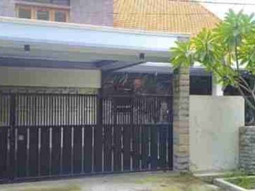 Disewakan Rumah Rungkut Asri Barat