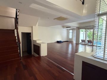 place photo 95