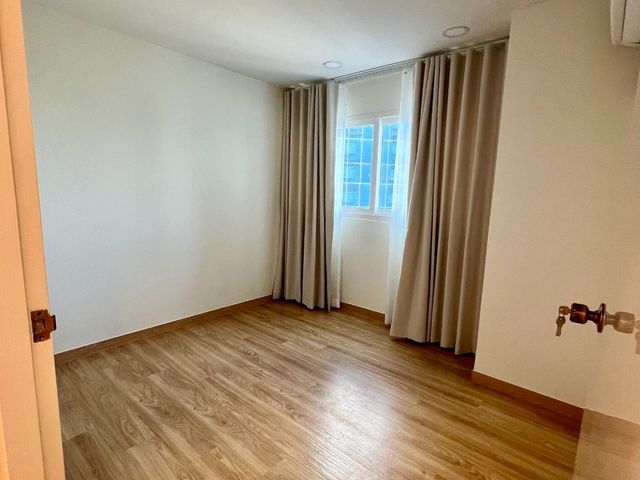 place photo 66