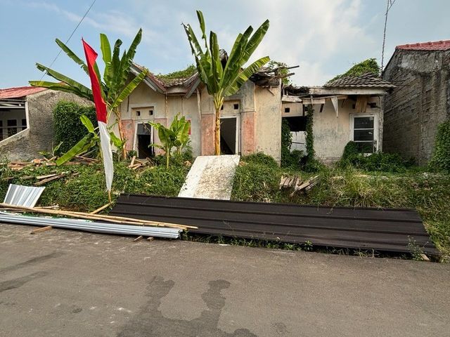 Rumah Second Bahan 2 Rumah 70x2 Di Citra Indah City Cileungsi Jonggol Bogor Timur