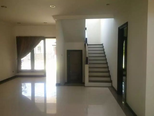 Dijual Rumah Hook Hitung Tanah Villa Kalijudan Indah bisa Nego