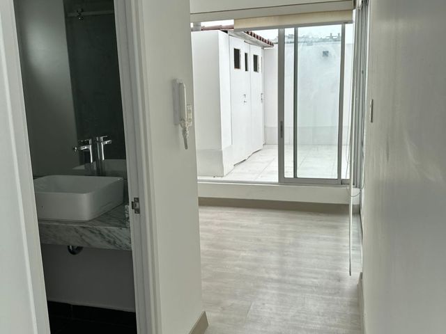 place photo 53