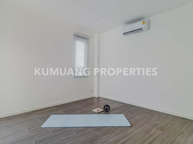 place photo 79
