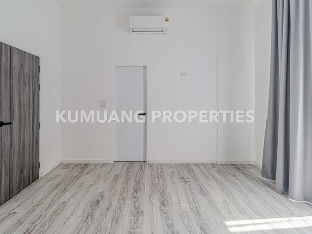 place photo 94